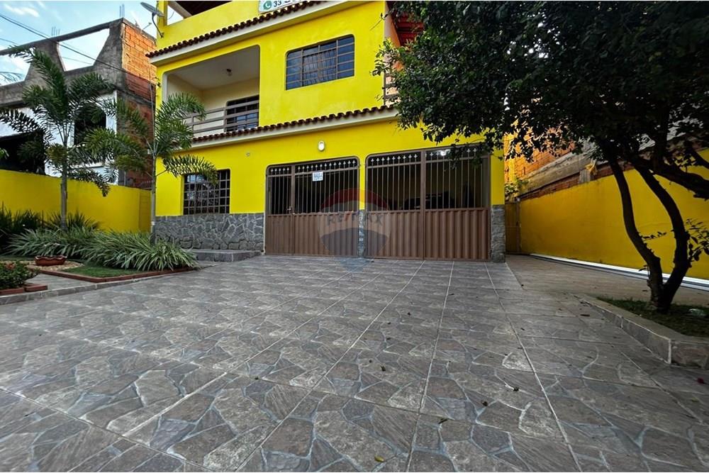 Sobrado - Venda - Dom Cavati , Minas Gerais - 2328b4b1-a401-45e3-8921-04e0dc447ddc.jpg - 870671006-48