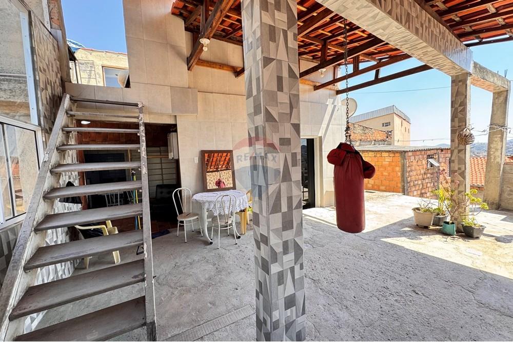 Casa - Venda - Belo Horizonte , Minas Gerais - VAARANDA ESCADA.jpg - 870241106-32