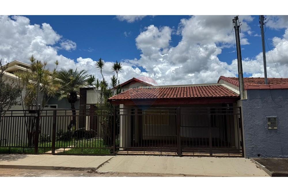 Casa - Venda - Pompéu , Minas Gerais - Frente.jpeg - 870241024-80