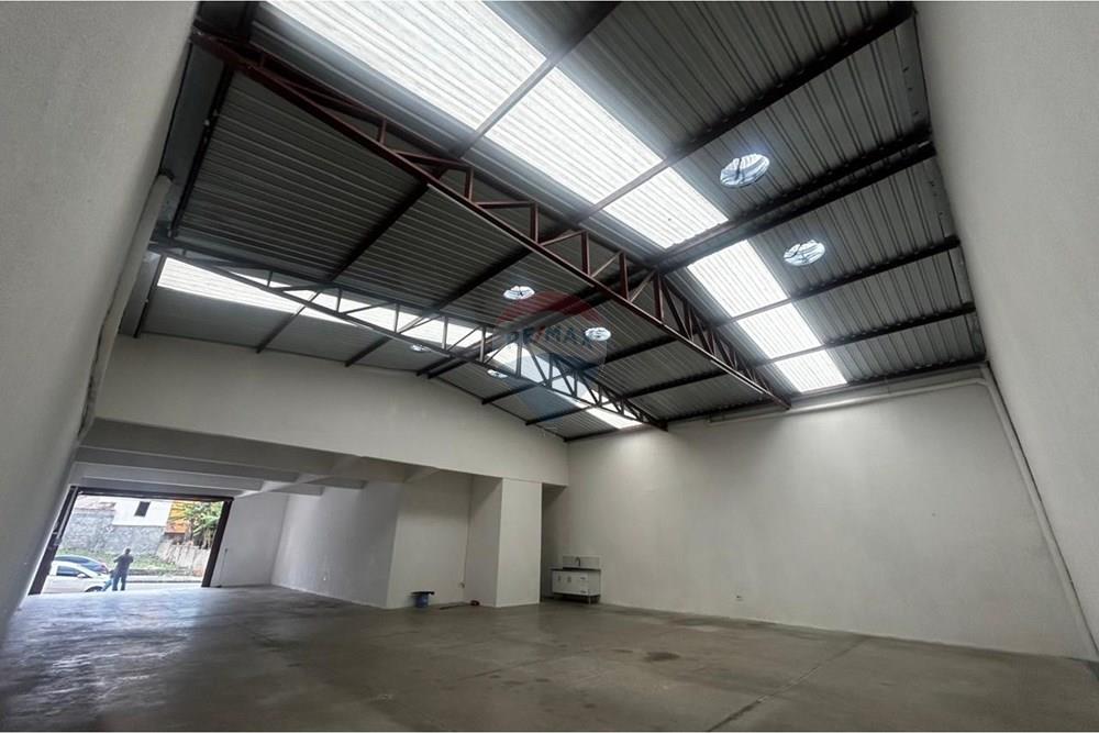 Ponto Comercial - Alugar - Poços de Caldas , Minas Gerais - WhatsApp Image 2026-02-10 at 11.20.07 (13).jpeg - 870361060-16