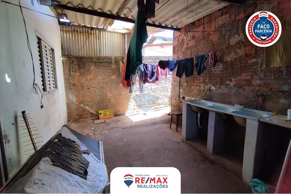 Casa - Venda - Patos de Minas , Minas Gerais - ENDOSSO DE VENDA - CASA MONJOLO SIMONE (9).jpg - 870631022-34