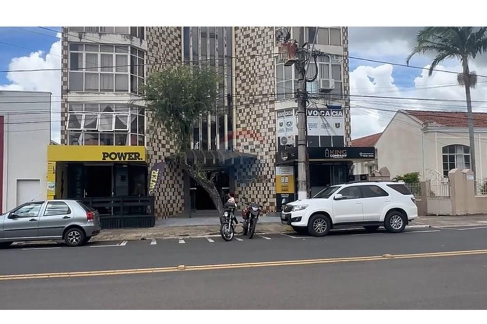 Cj. Comercial/ Sala - Venda - Araxá , Minas Gerais - WhatsApp Image 2026-01-28 at 09.52.45 - Copia (2).jpeg - Fachada - 870431058-35