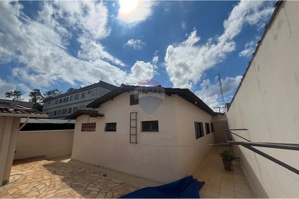 Casa - Venda - Araxá , Minas Gerais - fcb98a30-af8c-4a70-8ac2-d22b9a09cc21.jpg - 870431059-24