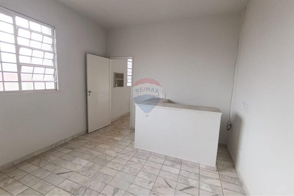 Cj. Comercial/ Sala - Alugar - Ituiutaba , Minas Gerais - WhatsApp Image 2026-01-28 at 14.28.51 (2).jpeg - 870771012-8