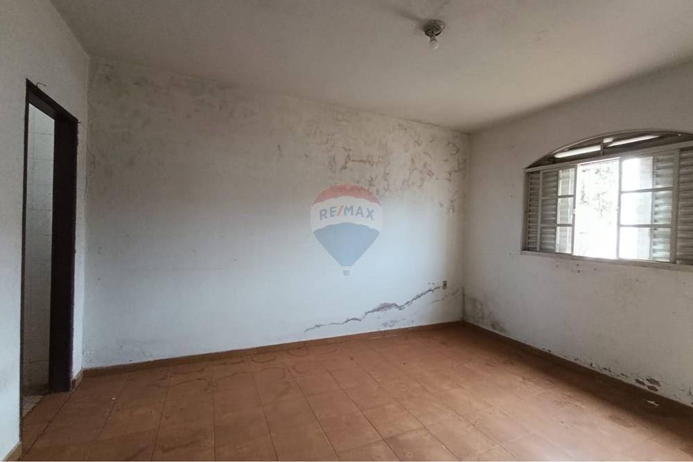 Casa - Venda - Ituiutaba , Minas Gerais - WhatsApp Image 2025-12-22 at 10.43.05 (1).jpeg - 870771001-46