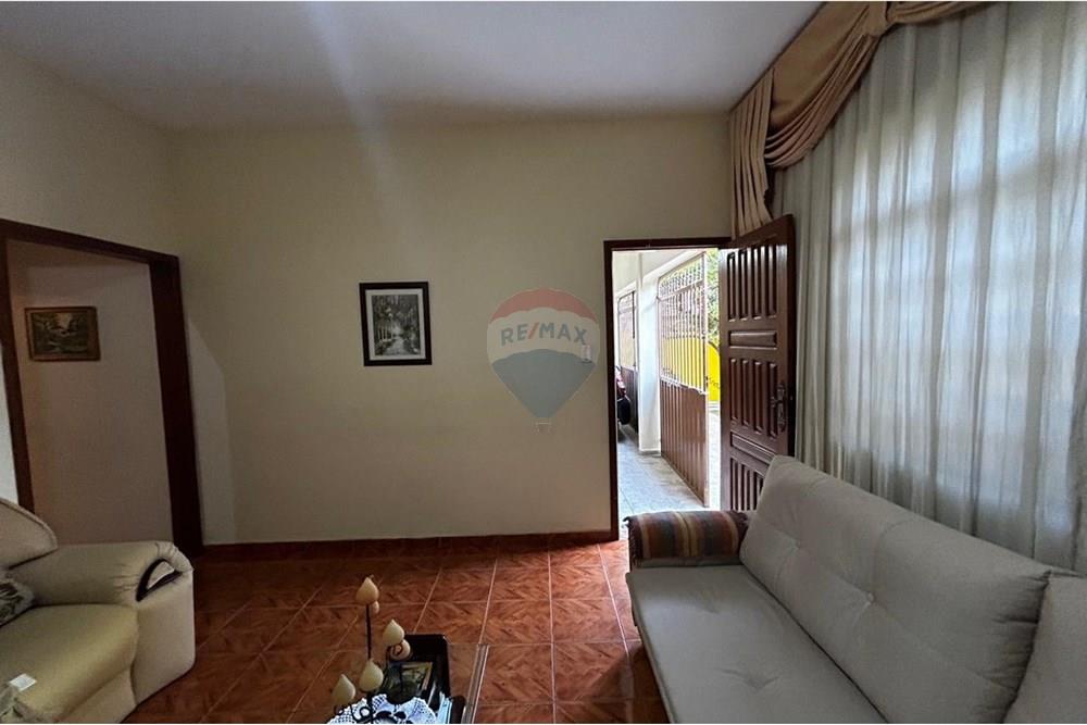 Sobrado - Venda - Dom Cavati , Minas Gerais - 9d5fcf93-835d-4fc7-b073-313b6aa157a9.jpg - 870671006-48