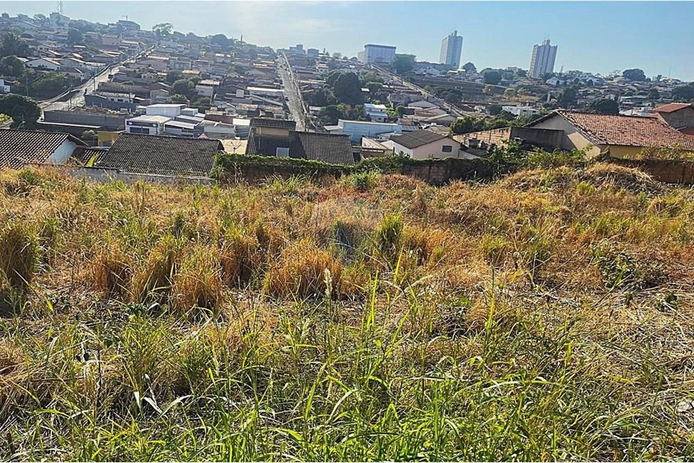 Terreno - Venda - Araxá , Minas Gerais - 10.jpg - 870431045-53