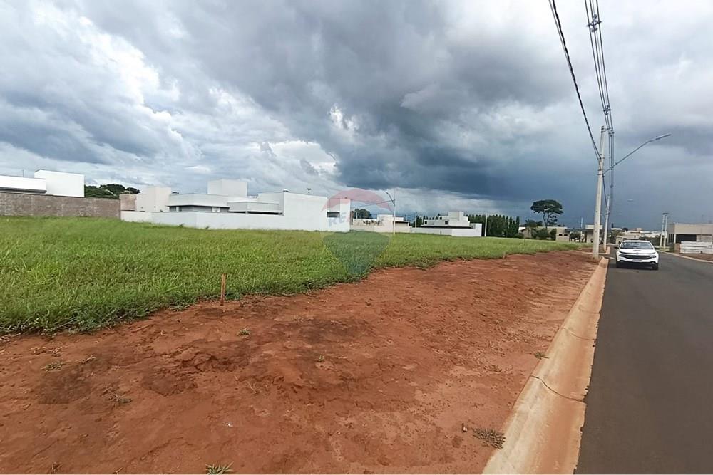 Terreno - Venda - Ituiutaba , Minas Gerais - WhatsApp Image 2026-03-12 at 15.12.38 (1).jpeg - 870771001-51