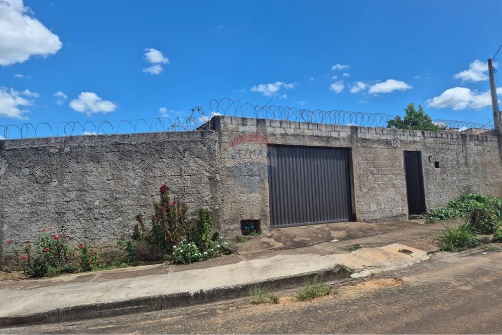 Casa - Venda - Araxá , Minas Gerais - Carla - Fachada 1.jpeg - Fachada - 870431063-18