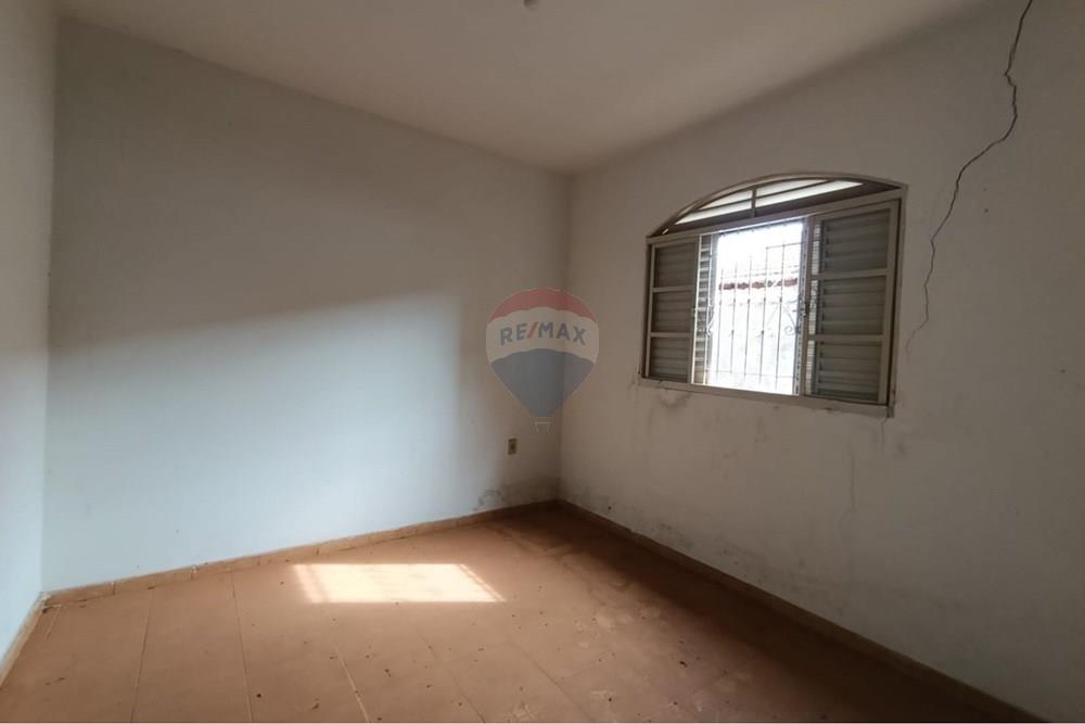 Casa - Venda - Ituiutaba , Minas Gerais - WhatsApp Image 2025-12-22 at 10.43.04 (1).jpeg - 870771001-46