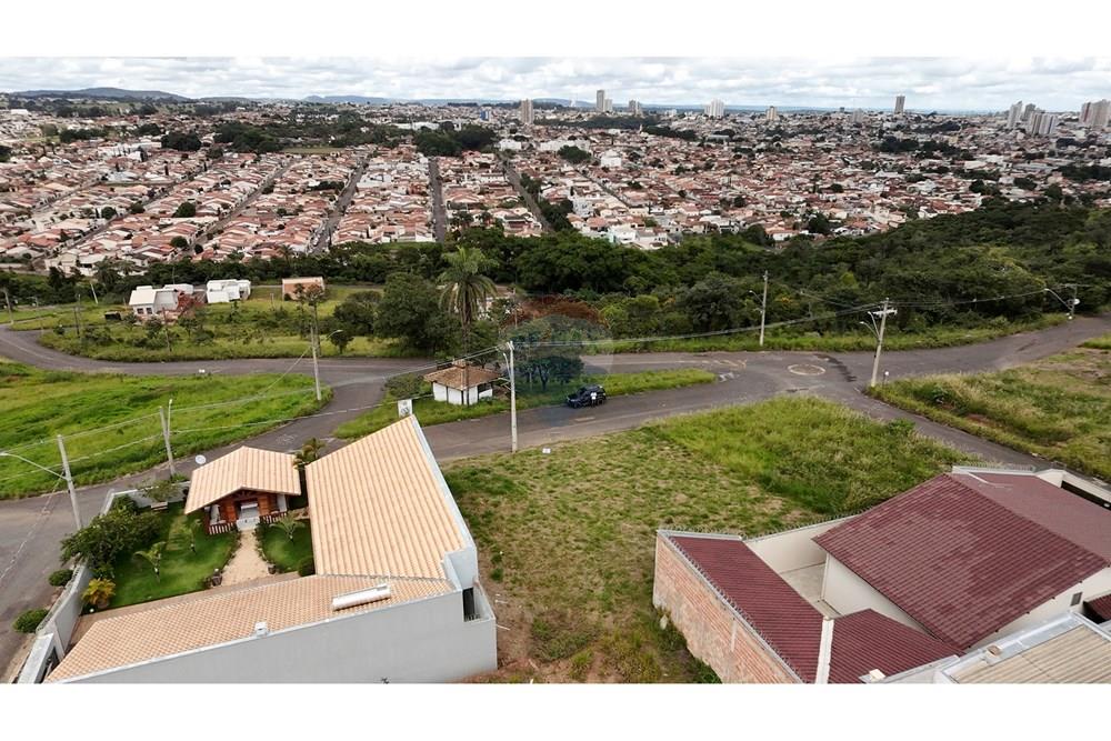 Terreno - Venda - Araxá , Minas Gerais - DJI_20260227095045_0016_D.JPG - Fachada - 870431039-58