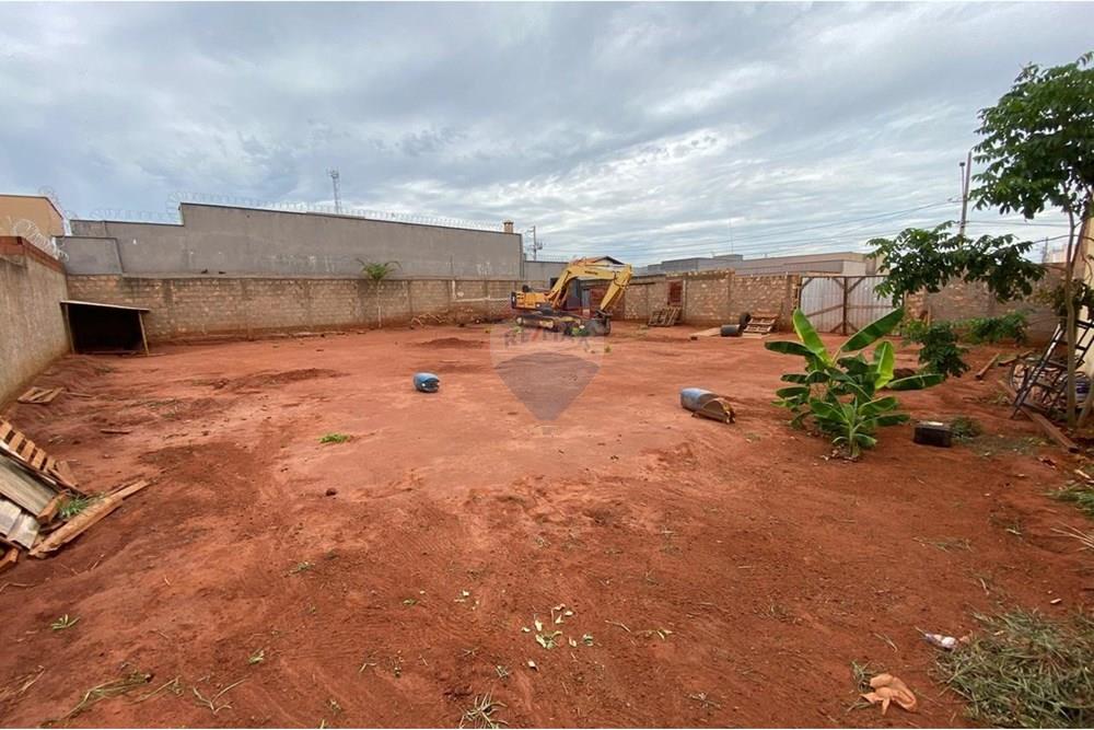 Terreno - Venda - Ituiutaba , Minas Gerais - Imagem do WhatsApp de 2025-11-17 à(s) 10.57.20_5e40c82c.jpg - 870771012-4