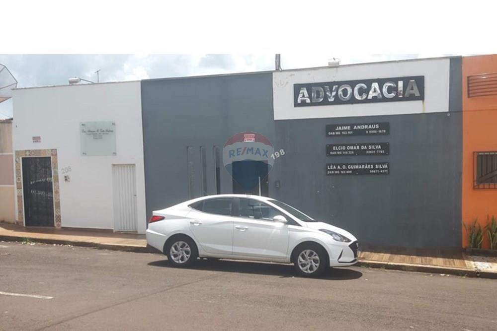 Cj. Comercial/ Sala - Venda - Ituiutaba , Minas Gerais - WhatsApp Image 2026-02-04 at 13.55.04 (6).jpeg - 870771008-7