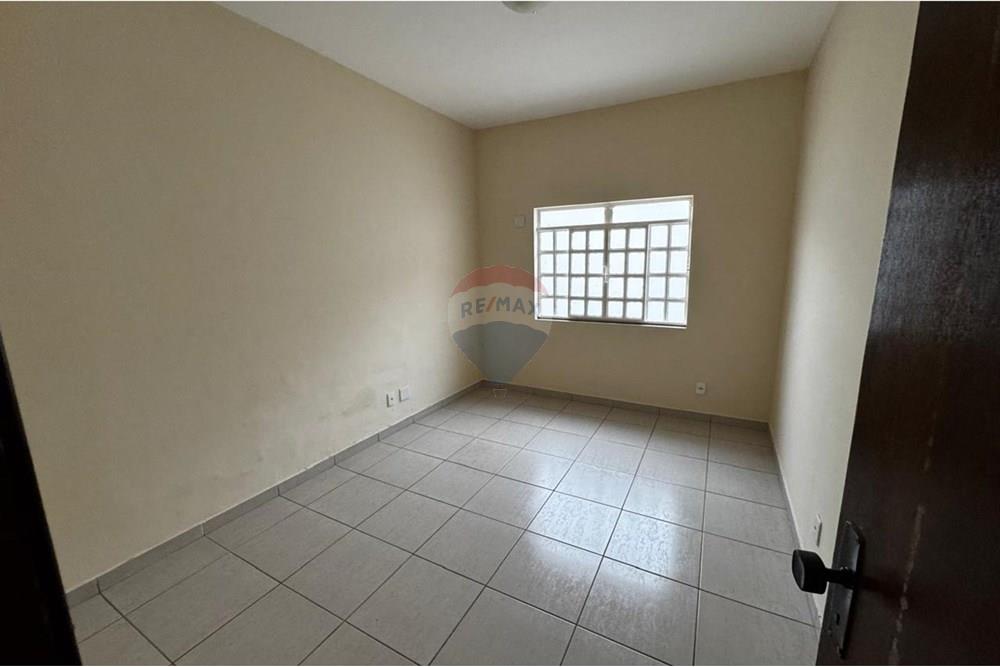 Casa - Alugar - Governador Valadares , Minas Gerais - a3c6ae90-1131-4dc6-9a19-e379a79b7cfc.jpg - 870671006-47