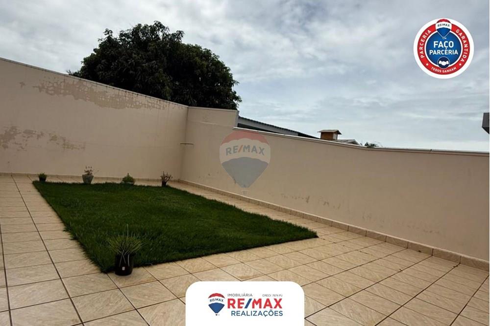 Casa - Venda - Patos de Minas , Minas Gerais - WhatsApp Image 2026-01-13 at 16.17.19 (4).jpeg - 870631022-40