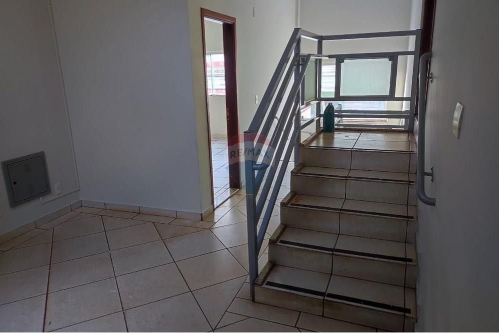 Ponto Comercial/ Loja - Alugar - Ituiutaba , Minas Gerais - WhatsApp Image 2025-12-16 at 13.40.49 (1).jpeg - 870771001-42