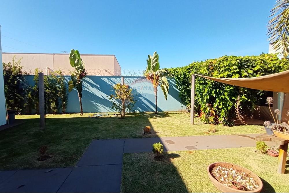 Casa - Venda - Uberaba , Minas Gerais - 13 Casa Mobiliada Venda 420 mil Bairro Parque das Laranjeiras em Uberaba na Remax 870291025-101.jpeg - 870291025-101