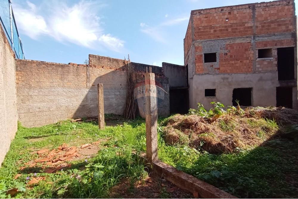 Casa - Venda - Uberaba , Minas Gerais - 27 Casa Venda 250 mil Bairro Fabrício em Uberaba na Remax 870291025-106.jpeg - 870291025-106