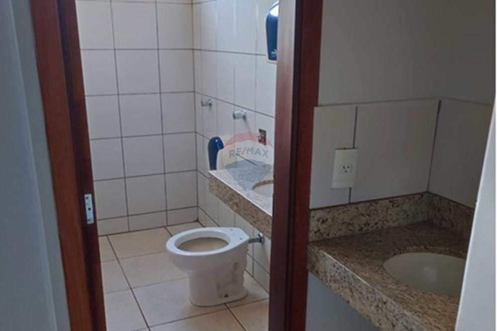 Ponto Comercial/ Loja - Alugar - Ituiutaba , Minas Gerais - WhatsApp Image 2025-12-16 at 13.40.48 (1).jpeg - 870771001-42