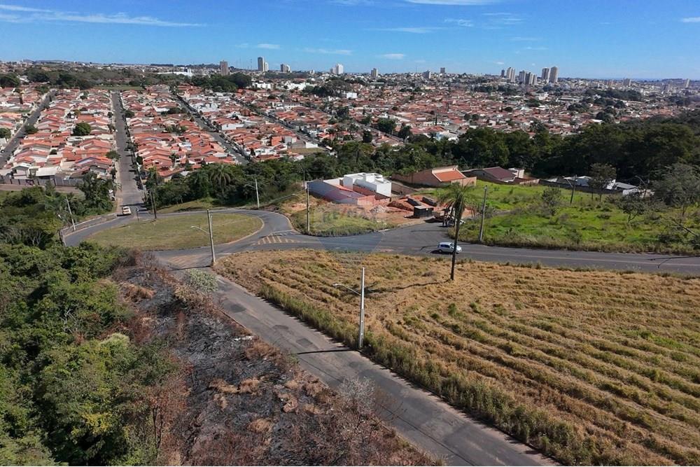 Woningbouw - Grond - Araxá , Minas Gerais - BR - WhatsApp Image 2025-05-30 at 15.43.10.jpeg - 870431031-48