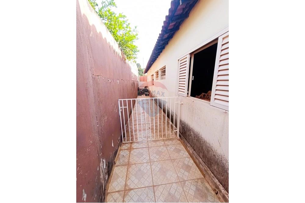 Casa - Venda - Uberaba , Minas Gerais - 22 Casa Venda 360 mil no Fabrício em Uberaba na Remax 870291025-119.jpg - 870291025-119