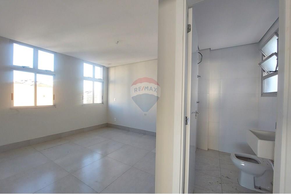 Gyvenamasis - Prabangus butas palėpėje - Belo Horizonte , Minas Gerais - BR - 13.jpg - Pagrindinis miegamasis - 870701004-43