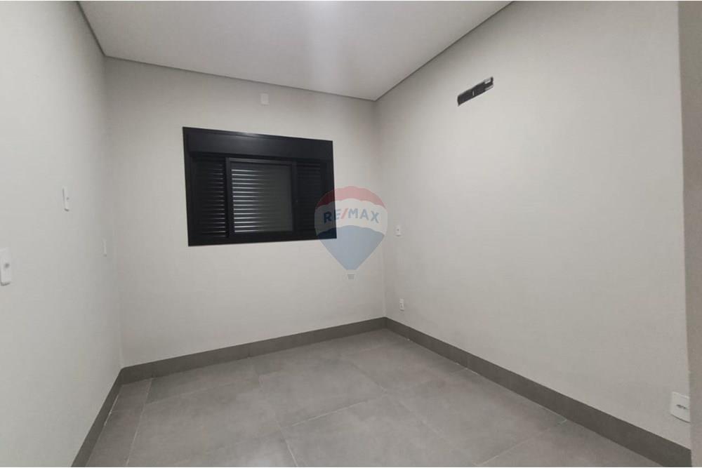 Casa - Venda - Ituiutaba , Minas Gerais - WhatsApp Image 2025-11-28 at 16.25.19 (3).jpeg - 870771001-34