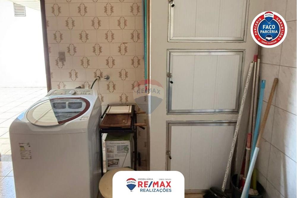 Casa - Venda - Patos de Minas , Minas Gerais - WhatsApp Image 2026-01-13 at 16.17.18 (13).jpeg - 870631022-40