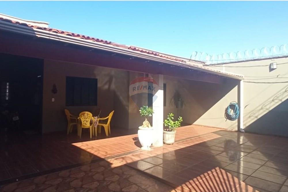 Casa - Venda - Ituiutaba , Minas Gerais - WhatsApp Image 2025-10-25 at 10.21.09.jpeg - 870771007-6