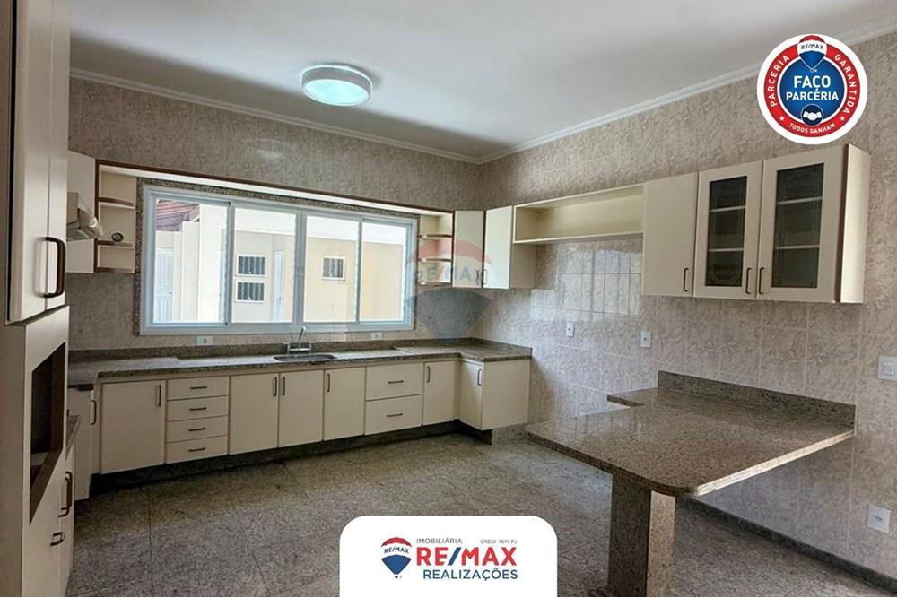 Casa - Venda - Patos de Minas , Minas Gerais - WhatsApp Image 2026-01-06 at 15.25.38 (24).jpeg - 870631022-39