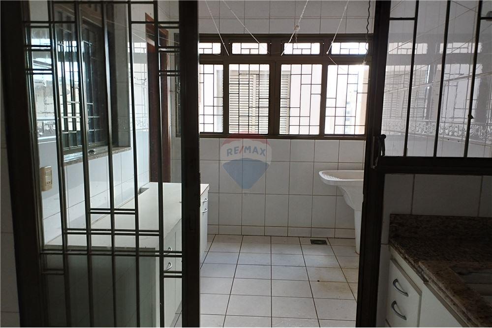 Apartamento - Alugar - Uberlândia , Minas Gerais - Área de serviço  - Área de serviço - 870381023-21