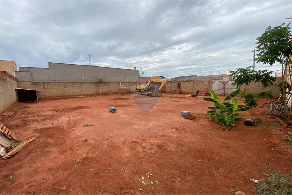 Terreno - Venda - Ituiutaba , Minas Gerais - Imagem do WhatsApp de 2025-11-17 à(s) 10.57.20_3f1be67a.jpg - 870771012-3