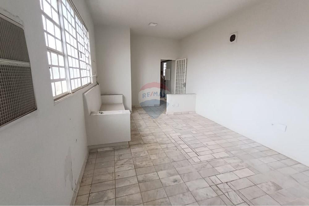 Cj. Comercial/ Sala - Alugar - Ituiutaba , Minas Gerais - WhatsApp Image 2026-01-28 at 14.28.51 (1).jpeg - 870771012-8