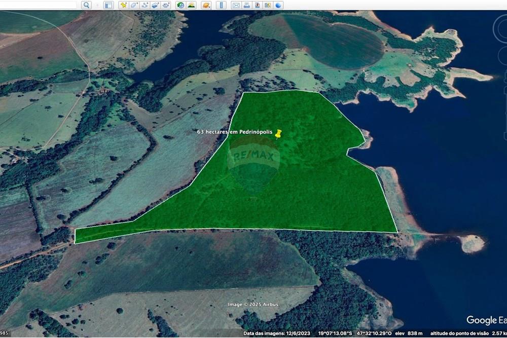 Terreno - Venda - Pedrinópolis , Minas Gerais - WhatsApp Image 2025-11-06 at 15.22.10 (1).jpeg - Pátio interno - 870431063-9