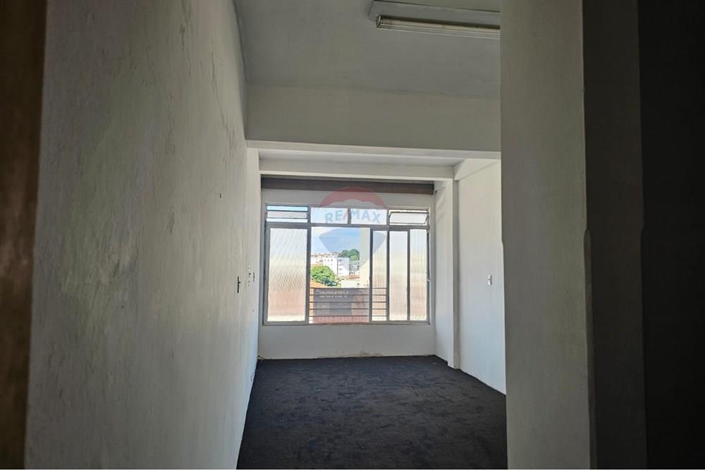 Cj. Comercial/ Sala - Venda - Passos , Minas Gerais - WhatsApp Image 2026-02-23 at 10.13.50 8.jpeg - 870731011-1