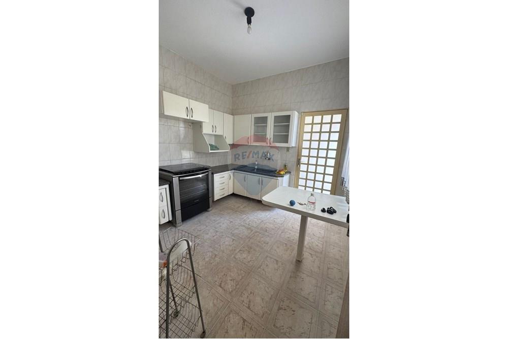 Casa - Venda - Pompéu , Minas Gerais - Cozinha.jpeg - Cozinha - 870241024-80