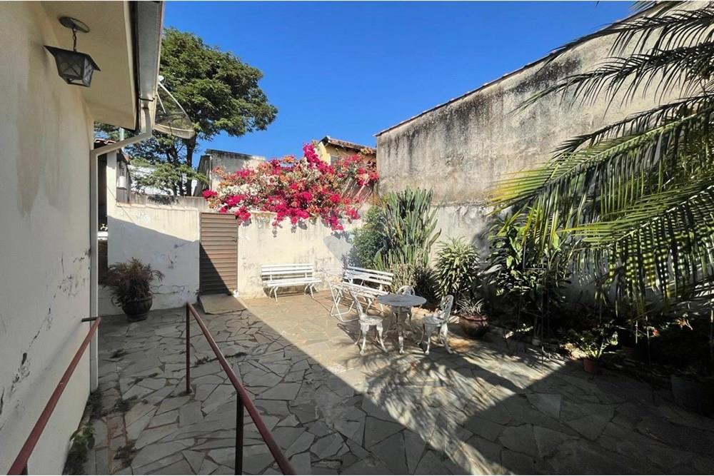 Casa - Venda - Araxá , Minas Gerais - 08.jpg - Quintal - 870431045-51