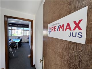 Escritório de RE/MAX JUS - Belo Horizonte