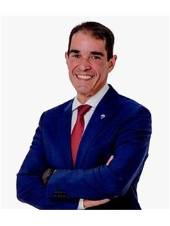 Abrahão Machado Nascimento - RE/MAX CAPITAL II