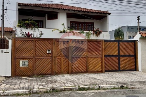 Venda-Sobrado-Taguatinga Norte , Taguatinga , Distrito Federal , 72115340-880321134-3