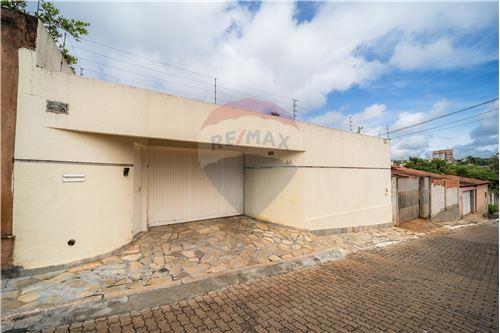 For Sale-House-SHVP TRECHO 3 QUADRA 6 CONJ 10 , 0  - Vicente Pires , Brasilia , Distrito Federal , 72001531-880251003-66