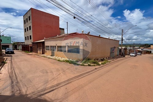 Venda-Casa-BELA VISTA R 03 , 131  - PERTO TERMINAL DE ÔNIBUS  - Bela Vista , São Sebastião , Distrito Federal , 71694105-880111130-2