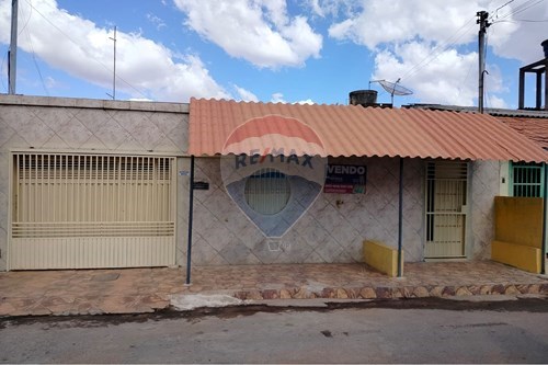 Venda-Casa-Santa Maria , Santa Maria , Distrito Federal , 72542-415-880391076-4