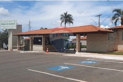 Venda-Casa de Condomínio-DF 140 KM 5,0 SH Tororó,  QD 03, CJ 07 , Lote 13  - Shopping Alpha Center  - Jardim Botânico , Brasília , Distrito Federal , 71684310-880221055-36