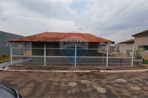 Venda-Casa-SHA CHACARA 486/487 CONDOMINIO PARK BELLA VISTA , LOTE 57  - CONDOMINIO PARK BELLA VISTA  - Arniqueiras , Águas Claras , Distrito Federal , 71996380-880231173-8