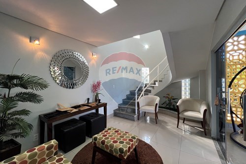 Venda-Sobrado-217 , RUA 08 CHACARA  - Vicente Pires , Vicente Pires , Distrito Federal , 72007025-880401011-18