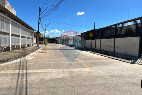 Venda-Casa-Avenida Recanto das Emas Q 309 , 00  - Recanto das Emas , Recanto das Emas , Distrito Federal , 72622200-880201021-43