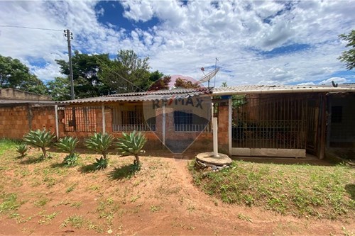 Venda-Casa-13 , QD 121 Lote  - Próximo ao supermercado Oliveira  - Centro , Santo Antônio do Descoberto , Goiás , 72902-346-880401014-18
