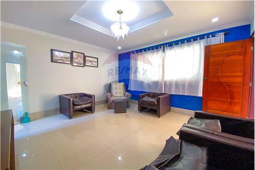 Venda-Casa-Quadra 31 conjunto G lote , 00  - Em frente a Delegacia ao Corpo de Bombeiro  - Paranoa , Paranoa , Distrito Federal , 71573-107-880111037-107