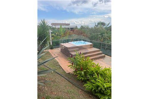 For Sale-House-Residencial Laranjeiras km 5 lote 11 , 11  - Distrito Federal (Padrão) , Brasilia , Distrito Federal , 71681991-880261080-49